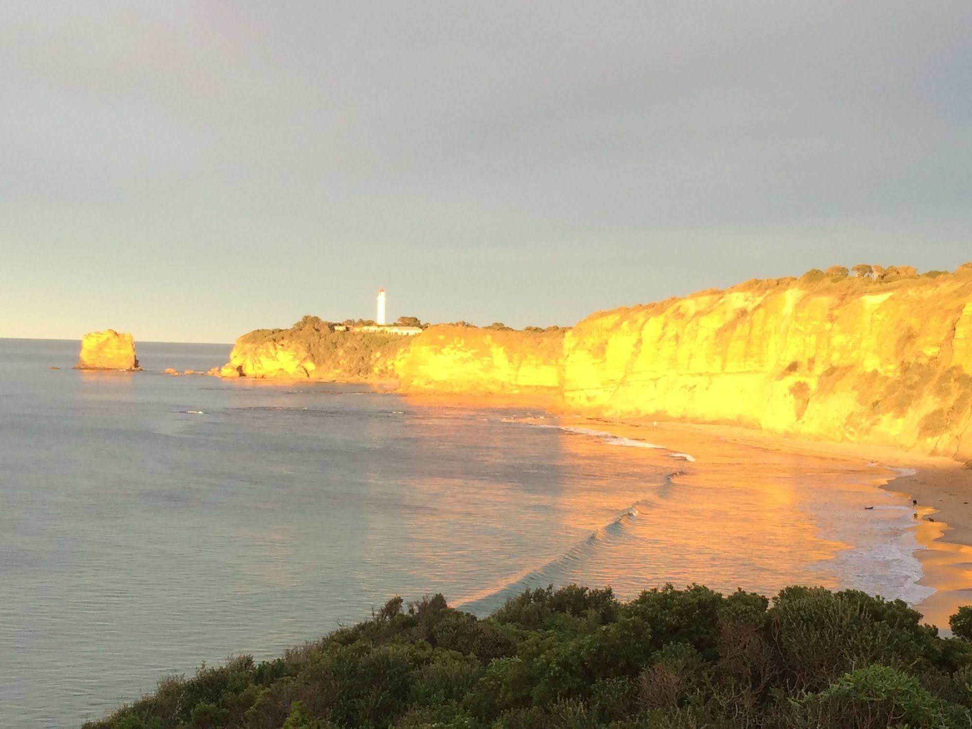 Split Point Cottages Aireys Inlet Extérieur photo